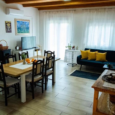 Apartment Village House Ravno Экстерьер фото