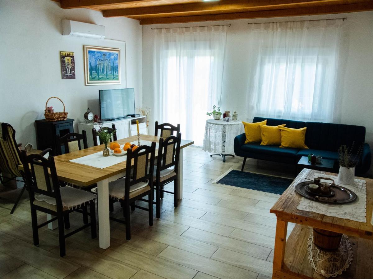 Apartment Village House Ravno Экстерьер фото