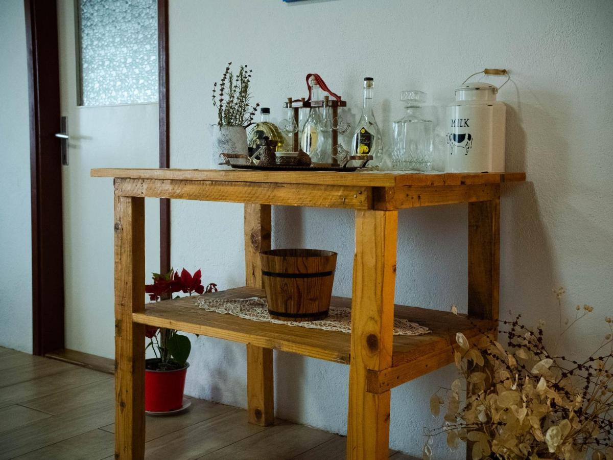 Apartment Village House Ravno Экстерьер фото